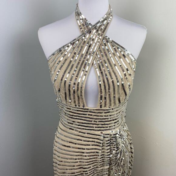Mac Duggal Silver Embellished Keyhole Halter Strap Draped Gown Size 10 $498 5650 - Picture 6 of 12